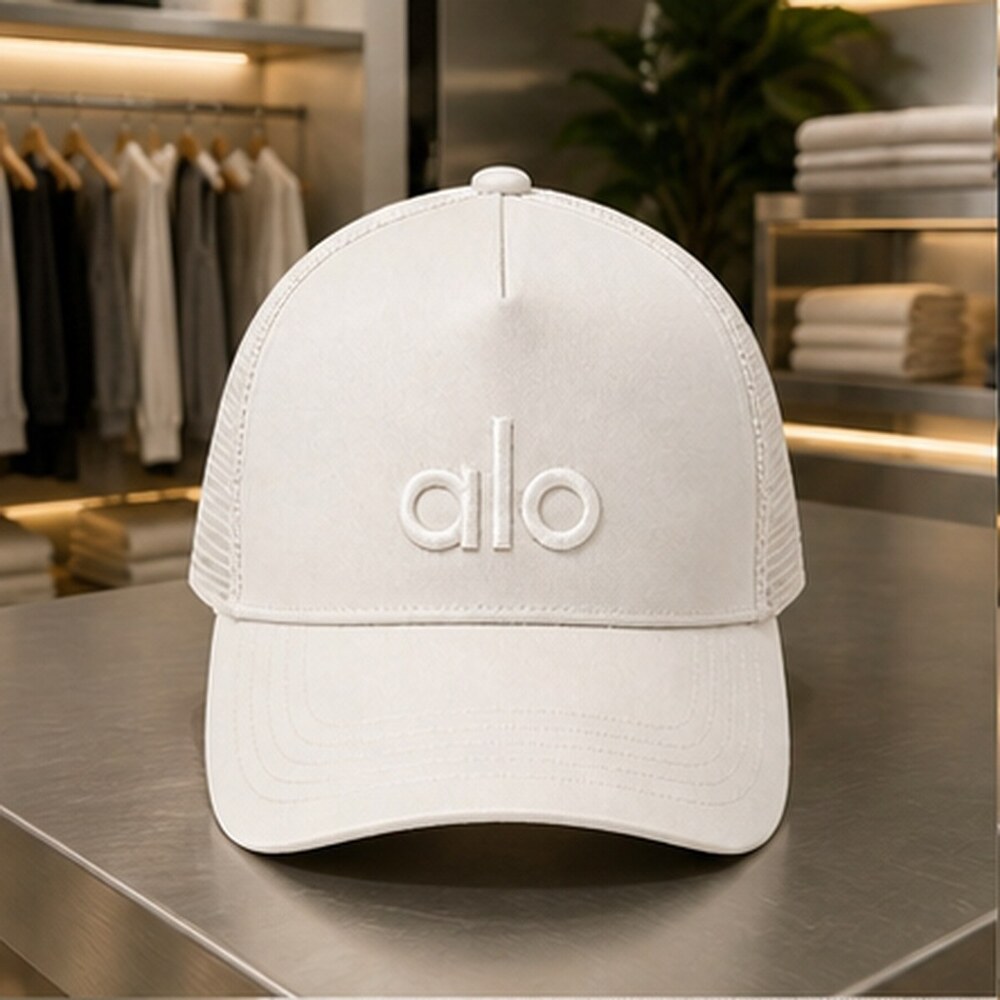 ALO Yoga Elevated Ivory Athletic Style Mesh Cap